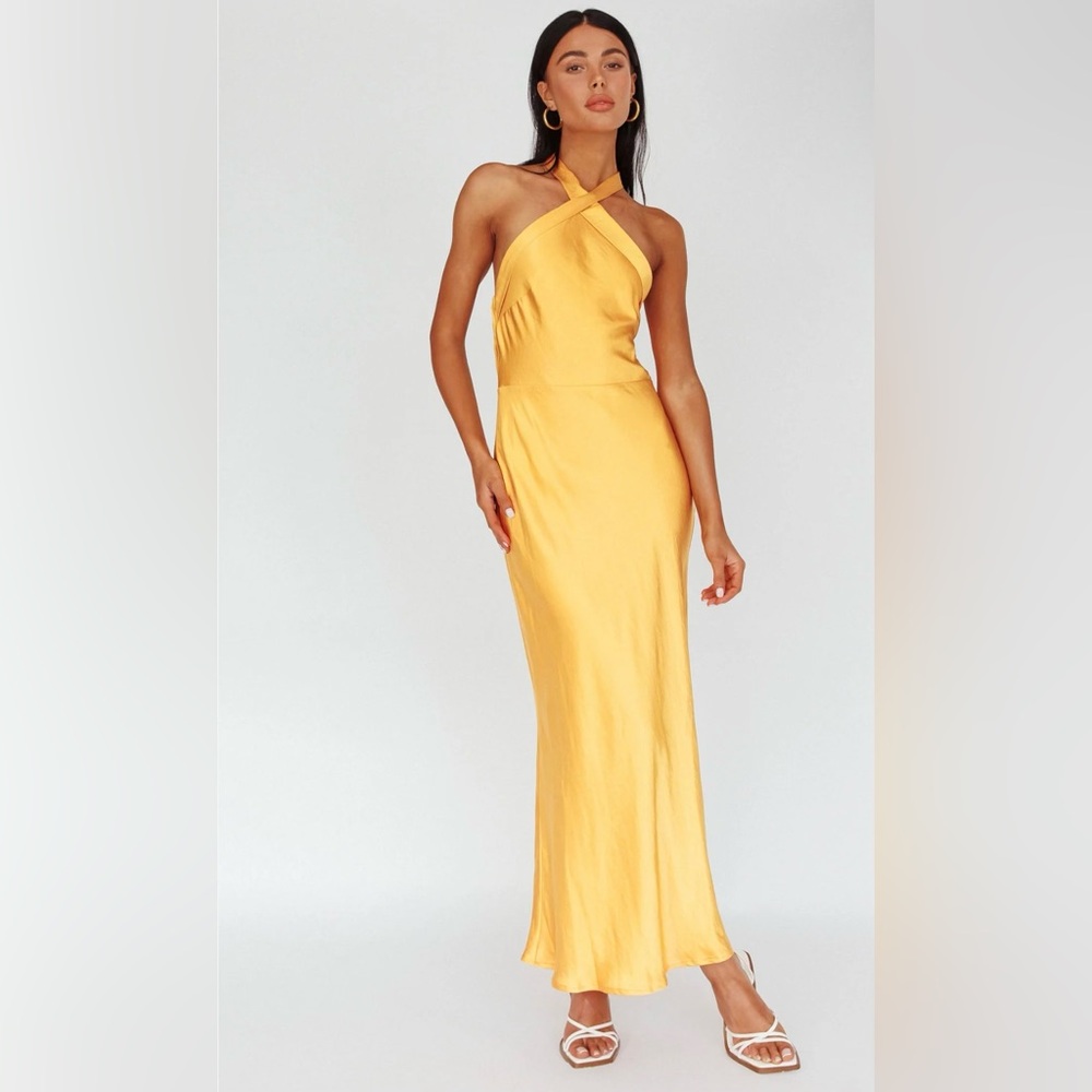 Selfie Leslie Yellow Halter-MaxI Satin Evening Gown